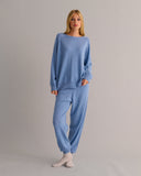 Mamu blue cashmere joggers crafted from 100% cashmere. 