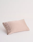 Mamu 00% pure silk pillowcase for the best night's sleep and wellbeing. 